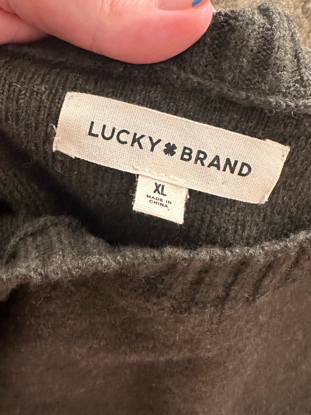Lucky brand sweater - Picture 2 of 3